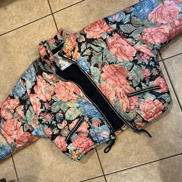 VINTAGE 90’s FOLIA Paris Floral Cottagecore VGUC Puffer Jacket - Picture 2 of 7